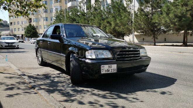Mercedes C 230 1998, 204,000 km - 2.3 l - Bakı