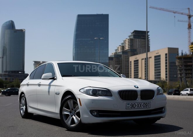 BMW 528 2011, 135,000 km - 2.0 л - Bakı