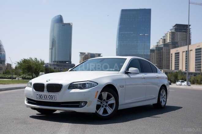 BMW 528 2011, 135,000 km - 2.0 л - Bakı