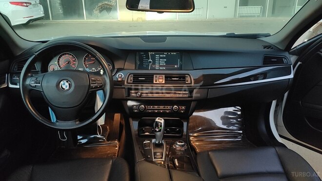BMW 528 2011, 135,000 km - 2.0 л - Bakı