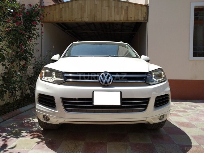 Volkswagen Touareg 2010, 95,640 km - 3.6 л - Bakı