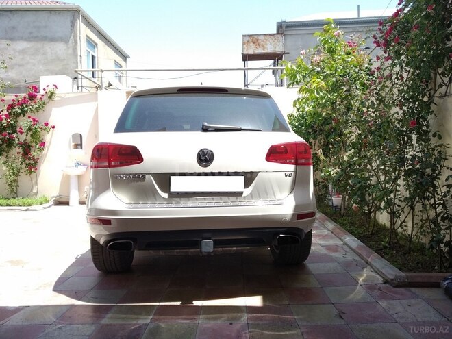 Volkswagen Touareg 2010, 95,640 km - 3.6 л - Bakı