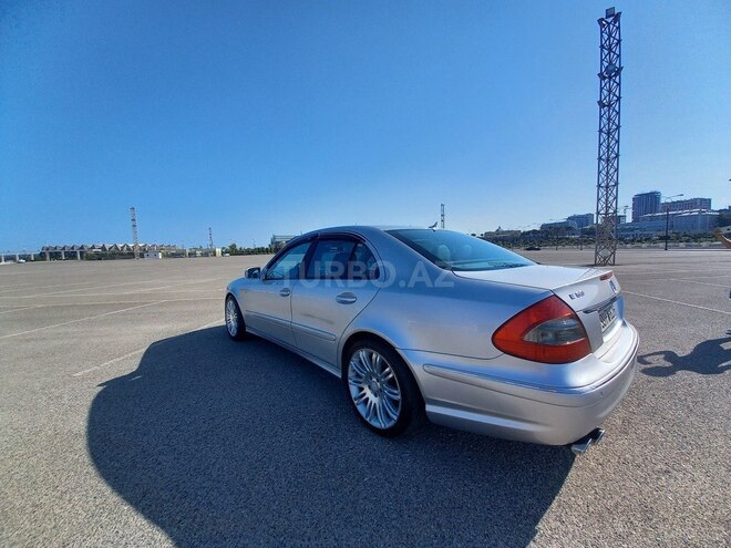 Mercedes E 240 2004, 221,000 km - 2.6 l - Bakı