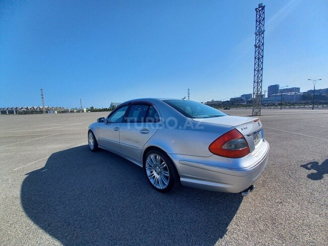 Mercedes E 240 2004, 221,000 km - 2.6 l - Bakı