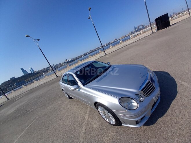 Mercedes E 240 2004, 221,000 km - 2.6 l - Bakı