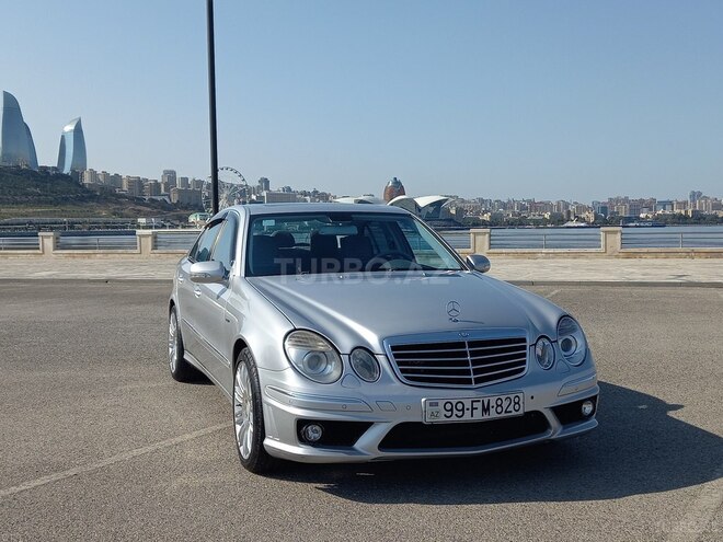 Mercedes E 240 2004, 221,000 km - 2.6 l - Bakı