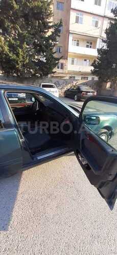 Mercedes E 230 1996, 421,000 km - 2.3 l - Bakı
