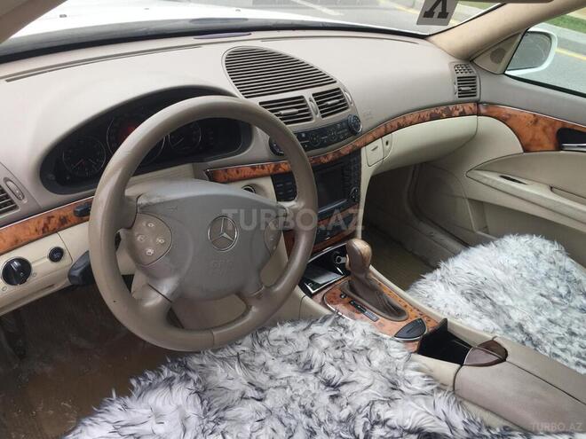 Mercedes E 240 2003, 323,000 km - 2.4 l - Bakı