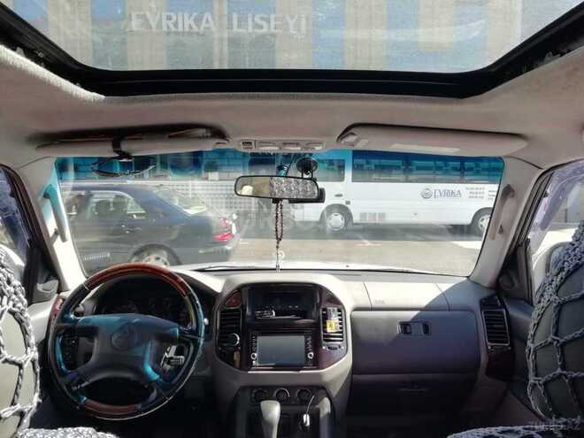Mitsubishi Pajero 2001, 205,000 km - 3.5 л - Bakı