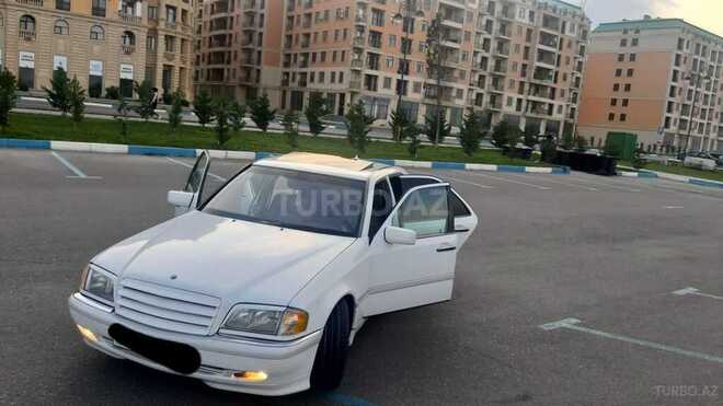 Mercedes C 230 1999, 256,662 km - 2.3 l - Bakı
