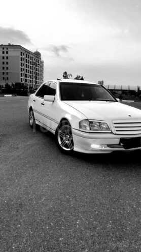 Mercedes C 230 1999, 256,662 km - 2.3 l - Bakı