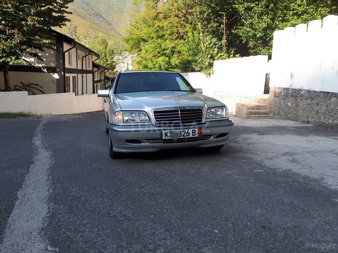 Mercedes C 180 1998, 390,000 km - 1.8 l - Şəki