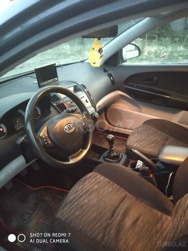 Kia Ceed 2008, 220,000 km - 1.6 l - Quba
