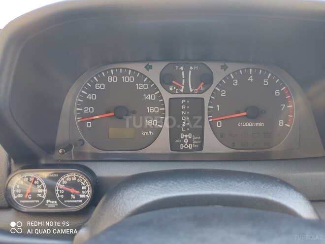 Mitsubishi Pajero io 2002, 167,000 km - 2.0 l - Bakı