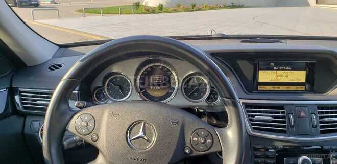 Mercedes E 200 2011, 106,000 km - 1.8 l - Bakı