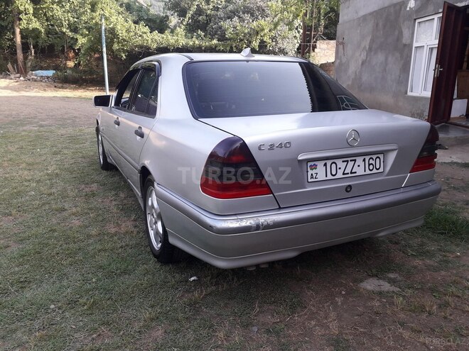 Mercedes C 240 1999, 179,500 km - 2.4 л - Astara