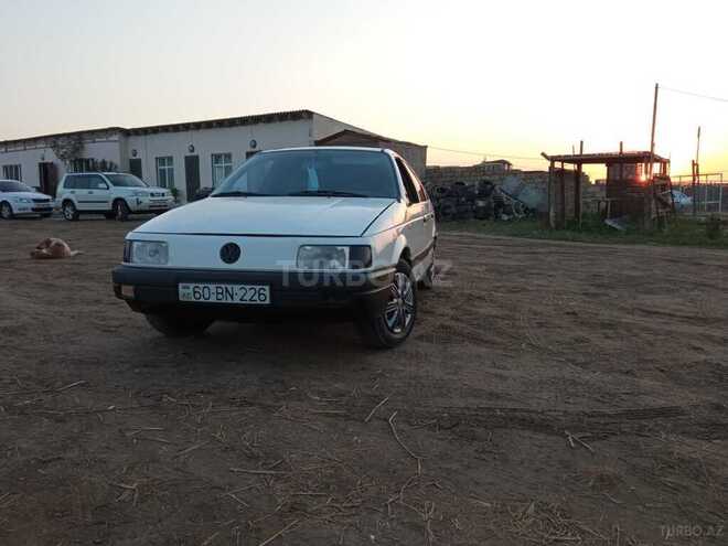 Volkswagen Passat 1992, 256,000 km - 1.5 л - Bakı