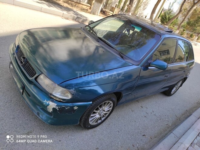 Opel Astra 1996, 212,121 km - 1.6 л - Sumqayıt
