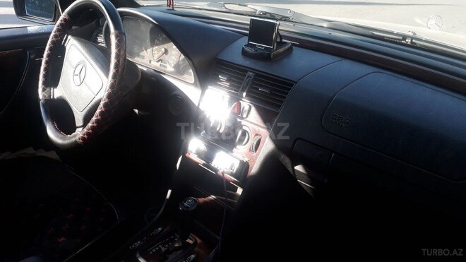 Mercedes C 180 1999, 317,300 km - 1.8 l - Şəmkir