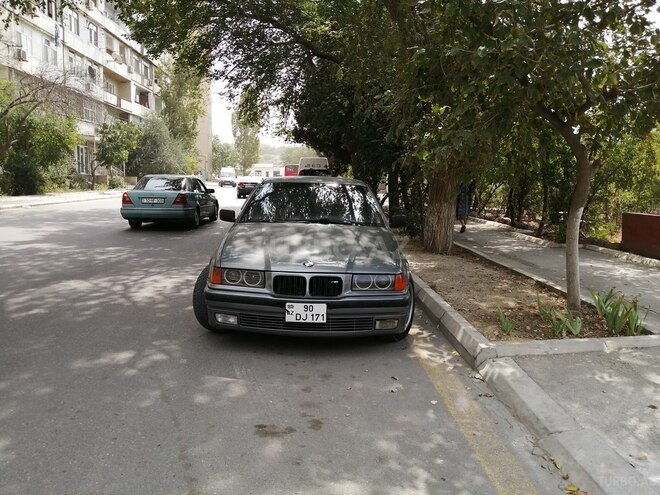 BMW 320 1993, 167,000 km - 2.0 l - Bakı