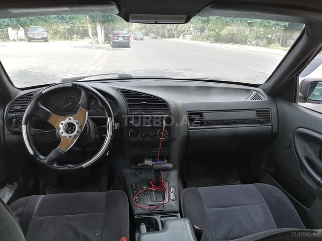 BMW 320 1993, 167,000 km - 2.0 l - Bakı