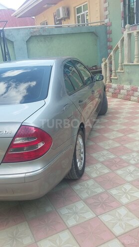 Mercedes E 220 2003, 277,000 km - 2.2 l - Bakı