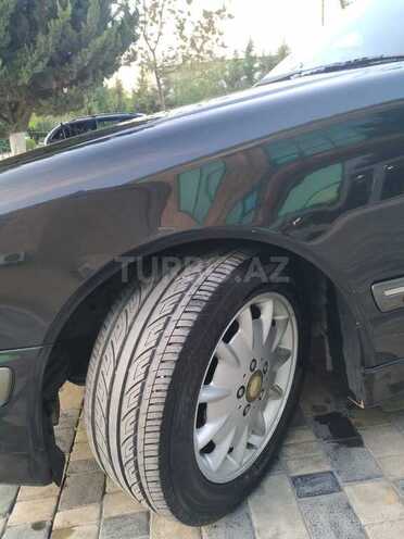 Mercedes E 220 2000, 385,000 km - 2.2 l - Sumqayıt