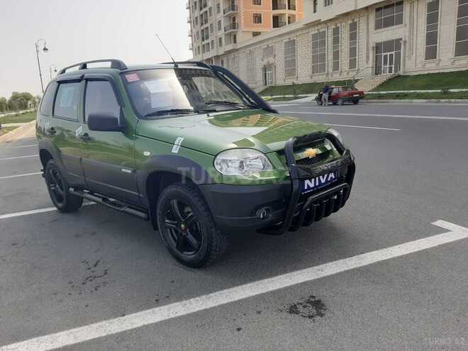 Chevrolet Niva 2017, 10,300 km - 1.7 l - Xırdalan