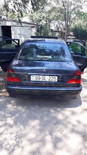 Mercedes C 180 2000, 272,700 km - 1.8 l - Bakı