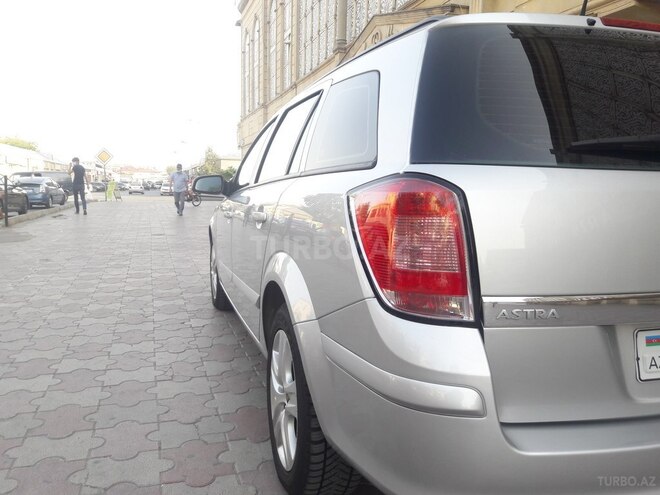 Opel Astra 2008, 182,000 km - 1.4 l - Bakı
