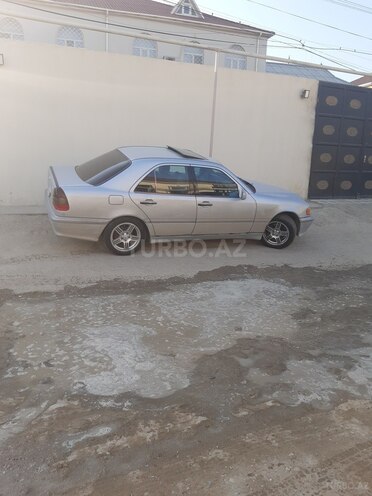 Mercedes C 230 1997, 175,000 km - 2.3 l - Bakı