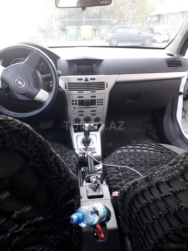 Opel Astra 2008, 256,000 km - 1.6 l - Bakı