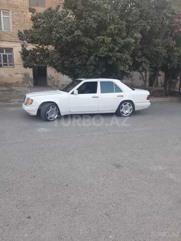 Mercedes E 220 1993, 344,560 km - 2.2 l - Şirvan