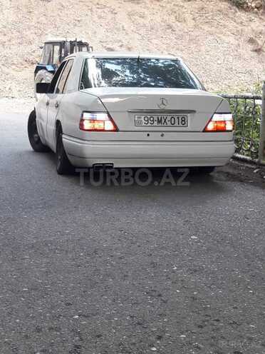 Mercedes E 220 1993, 344,560 km - 2.2 l - Şirvan