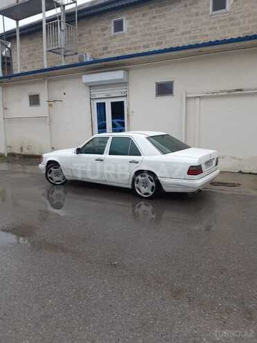 Mercedes E 220 1993, 344,560 km - 2.2 l - Şirvan