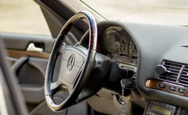 Mercedes S 320 1993, 289,000 km - 3.2 л - Bakı