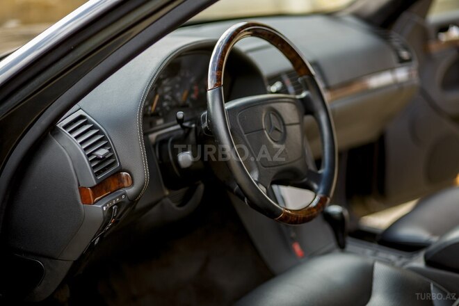 Mercedes S 320 1993, 289,000 km - 3.2 л - Bakı