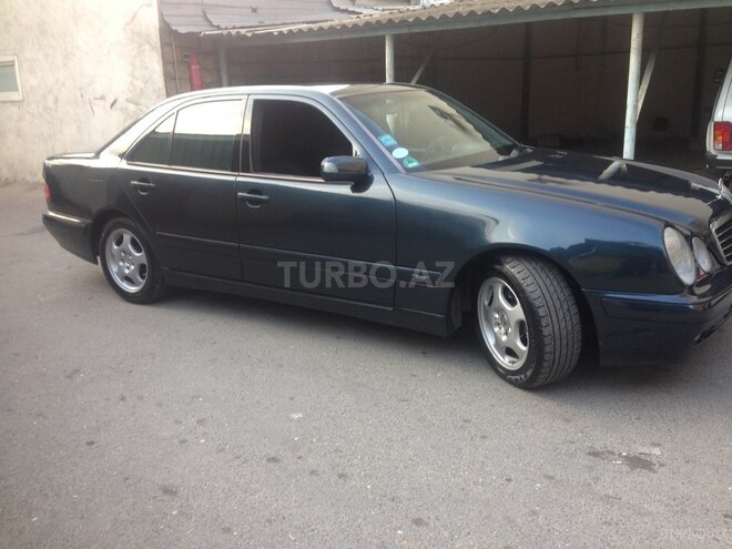 Mercedes E 200 2000, 212,000 km - 2.0 l - Bakı