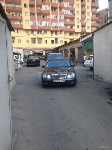 Mercedes E 200 2000, 212,000 km - 2.0 l - Bakı