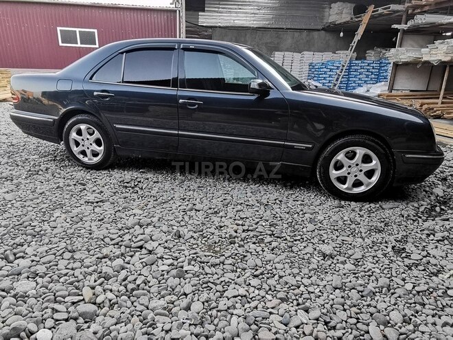 Mercedes E 270 1999, 416,419 km - 2.7 л - Cəlilabad