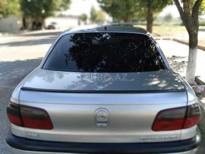 Opel Omega 1998, 185,600 km - 2.0 л - Bakı