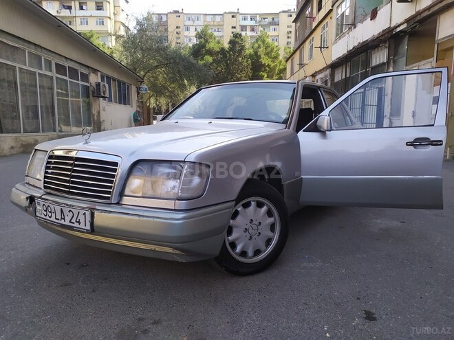 Mercedes E 200 1993, 550,000 km - 2.0 l - Bakı