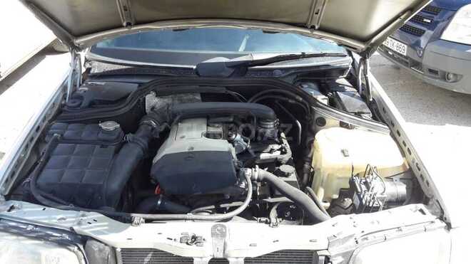 Mercedes C 180 2000, 479,000 km - 1.8 л - Bakı
