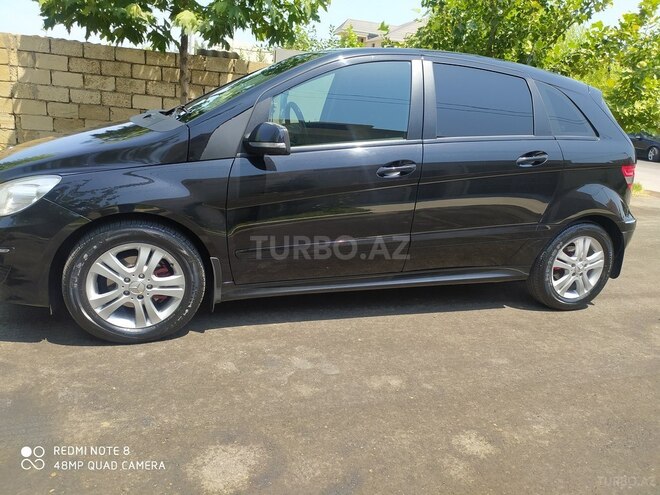 Mercedes B 180 2011, 85,669 km - 1.8 l - Sumqayıt