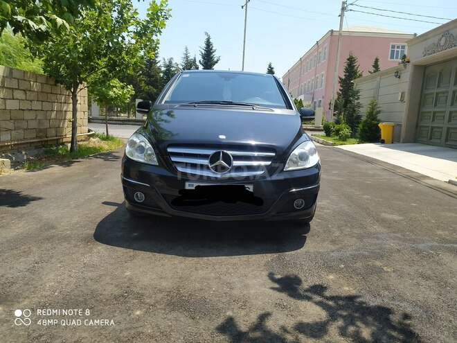 Mercedes B 180 2011, 85,669 km - 1.8 l - Sumqayıt