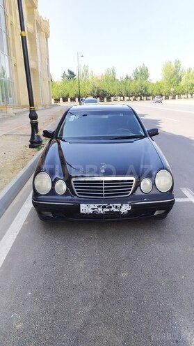 Mercedes E 240 2000, 246,000 km - 2.4 л - Bakı
