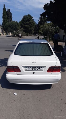 Mercedes E 230 1996, 116,670 km - 2.3 l - Bakı