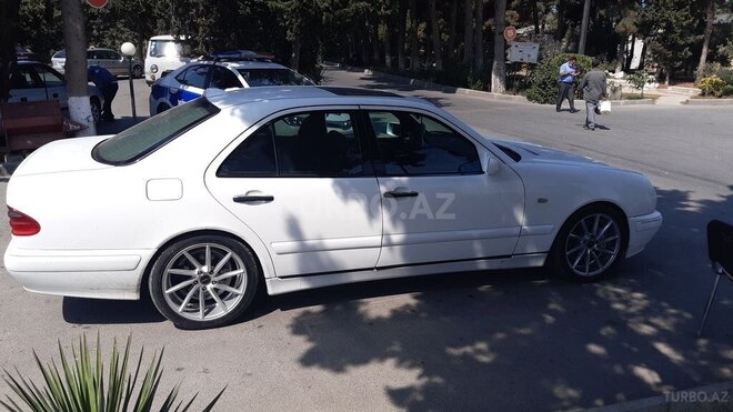 Mercedes E 230 1996, 116,670 km - 2.3 l - Bakı