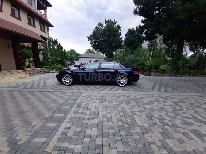 BMW 750 2005, 250,000 km - 4.8 l - Liman