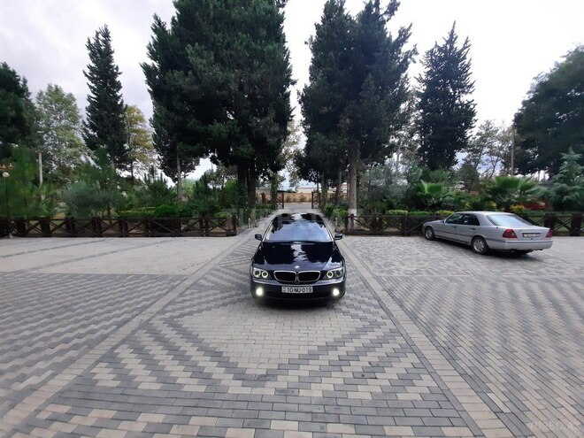 BMW 750 2005, 250,000 km - 4.8 l - Liman